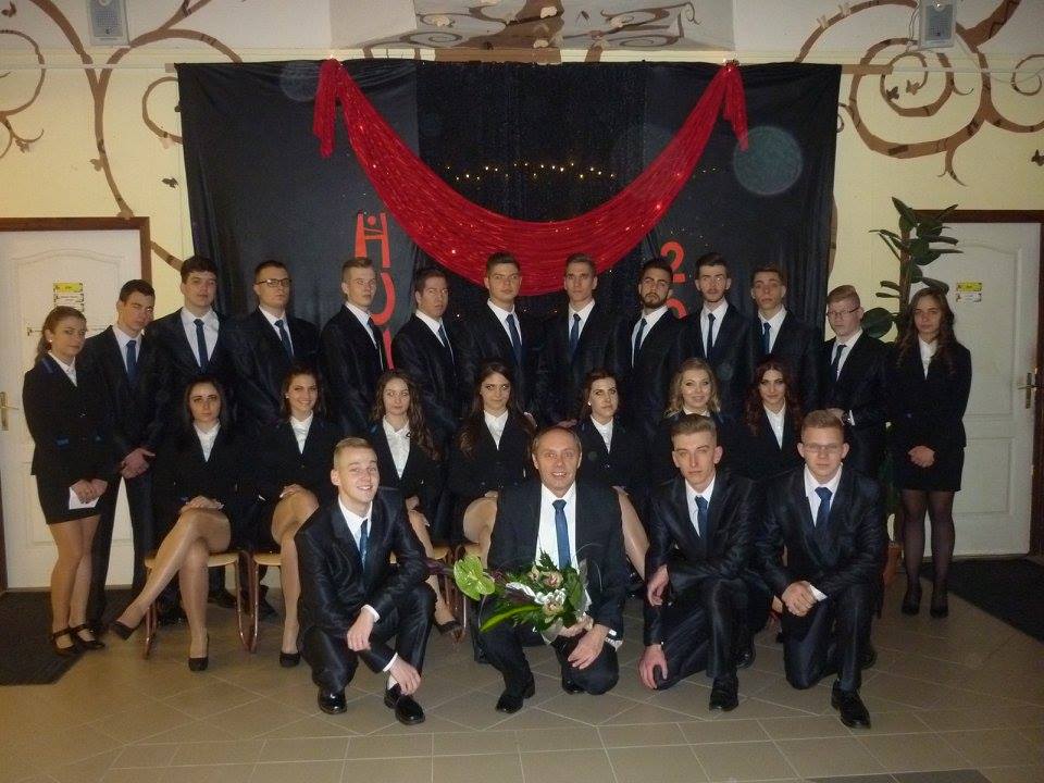 12D2